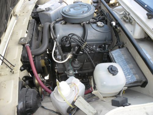 1991 Lada Riva 1.5 Engine Bay 1