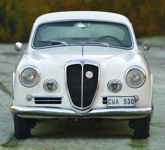 1957 Lancia Aurelia GT 2500 6th Series Front