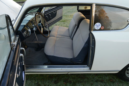 1957 Lancia Aurelia GT 2500 6th Series Interior 3