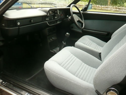 1982 lancia beta coupe interior 1