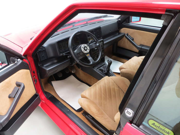 1993 Lancia Delta Intergrale Evolution 2 Interior 2