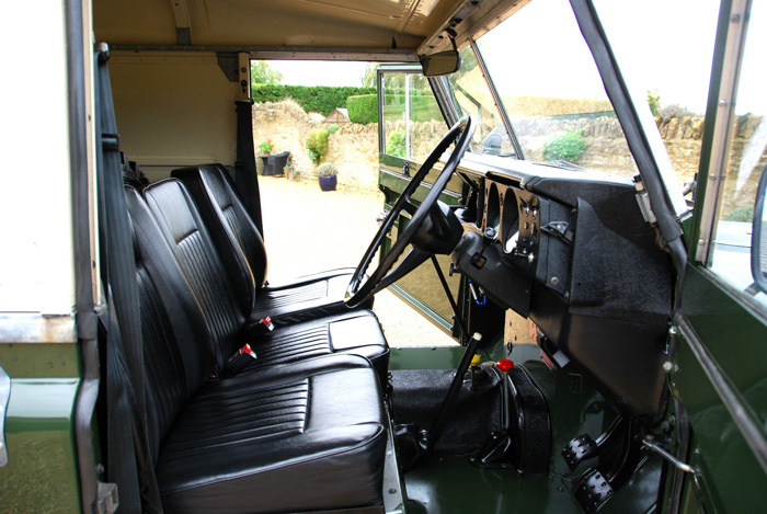 1979 Land Rover Series 3 SWB Interior 3