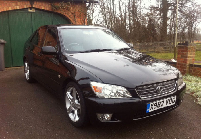 2000 lexus is200 sport black 1