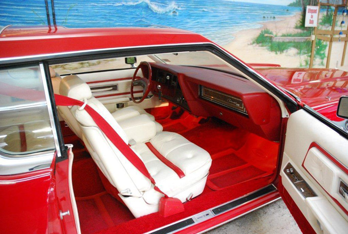 1976 Lincoln Mark 4 Lipstick Edition Interior