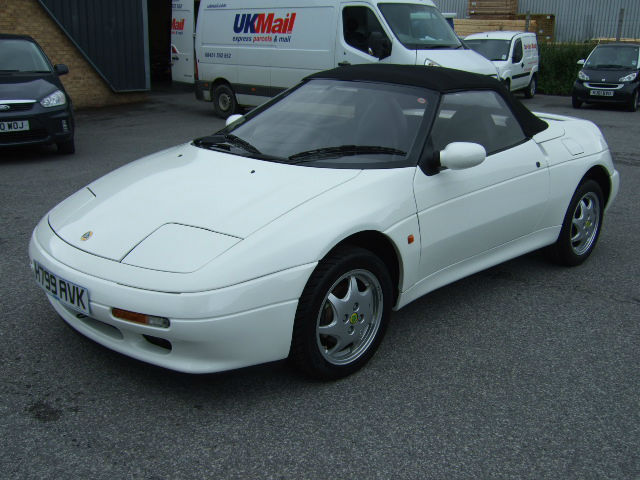 1990 Lotus Elan SE Turbo Convertible 1