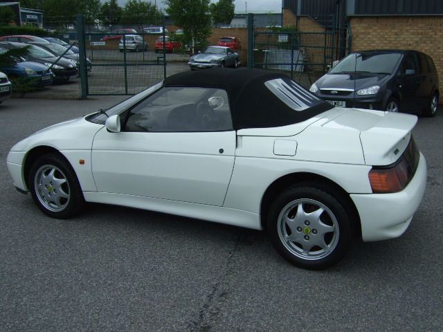 1990 Lotus Elan SE Turbo Convertible 3