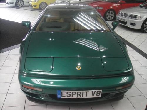 1996 lotus esprit v8 front