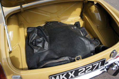 1972 MGB Roadster Boot
