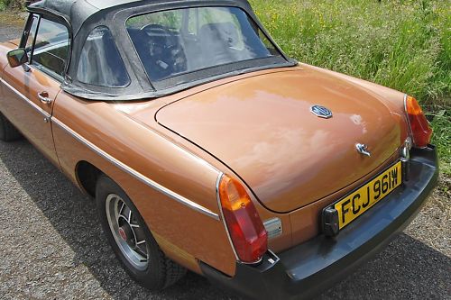 1981 mgb le roadster 4