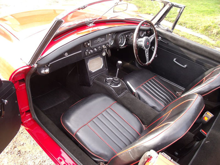 1967 mgb roadster mk1 interior 2