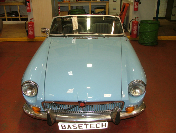 1978 MG Roadster Front