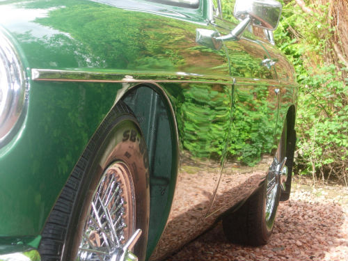 1969 MGB GT Left Side