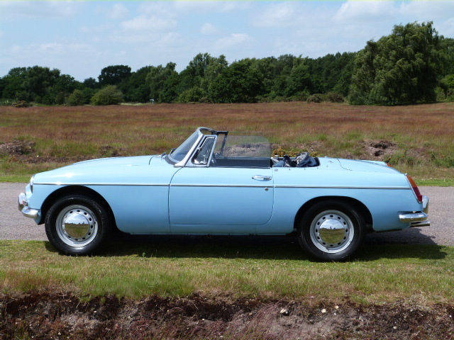 1963 MGB Roadster Left Side