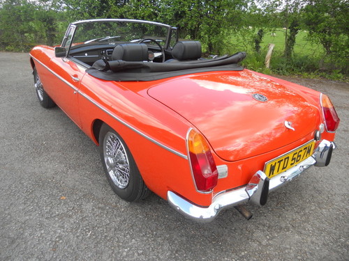 1974 MGB Roadster 3