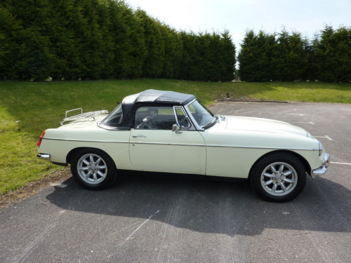 1969 mgc roadster 4