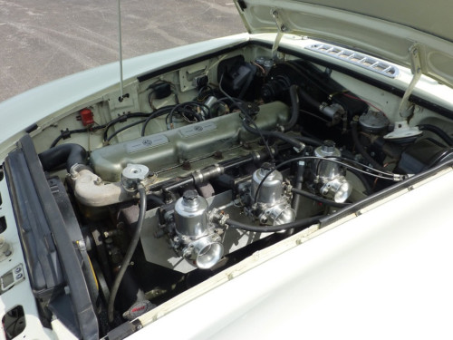 1969 mgc roadster engine bay 2
