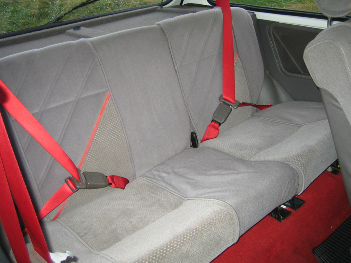 1987 MG Metro Turbo Rear Interior