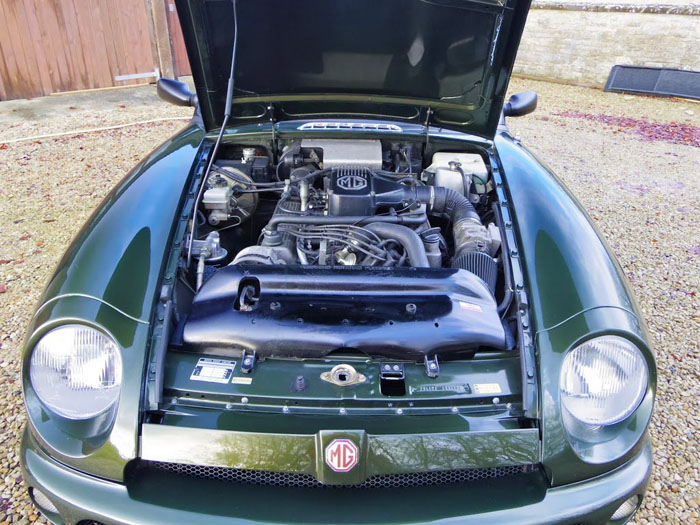 1995 mg rv8 engine bay 2