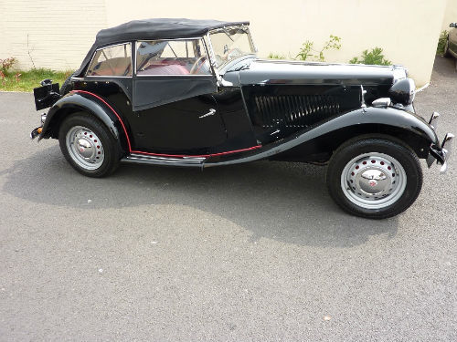 1952 mg td black coachwork 3