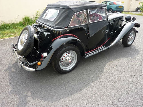 1952 mg td black coachwork 5