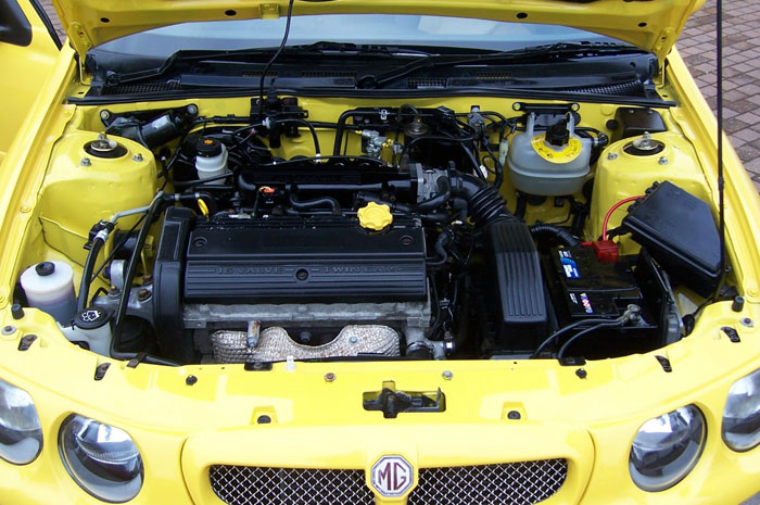 2002 MG ZR 105 Engine Bay