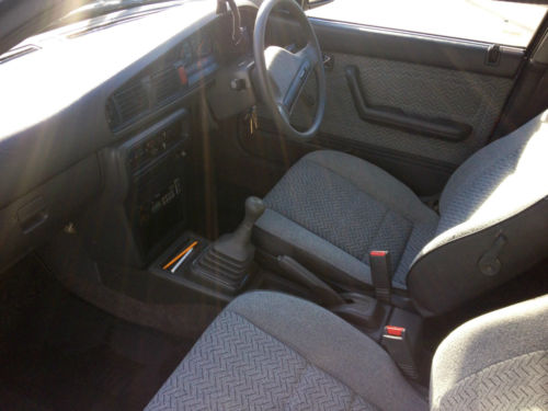 1988 Mazda 626 1.8 LX Interior 1