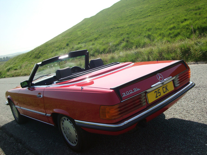 1986 Mercedes-Benz R107 SL300 3