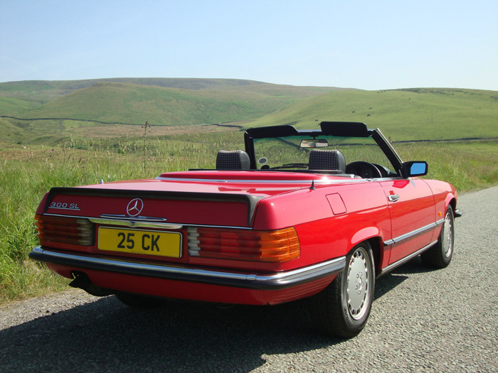 1986 Mercedes-Benz R107 SL300 4