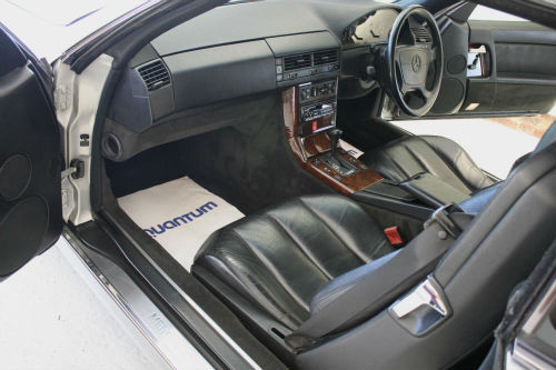 1992 Mercedes-Benz 300SL Interior