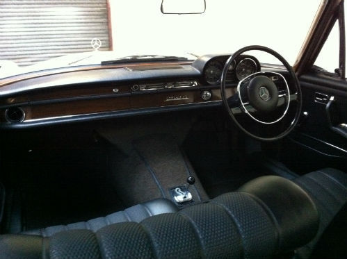 1968 Mercedes-Benz W108 250S Interior Dashboard