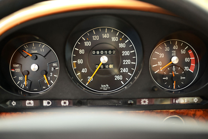 1979 Mercedes-Benz W116 450 SEL 6.9 Dashboard Gauges