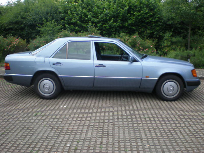 1990 mercedes 260e auto blue 7