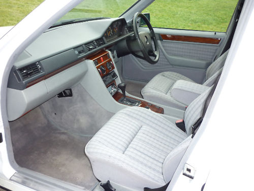 1991 mercedes e230 saloon interior 1