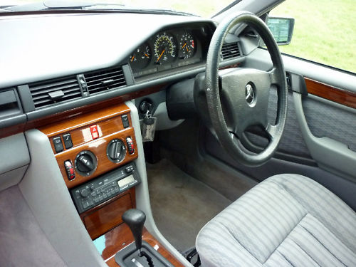 1991 mercedes e230 saloon interior 2