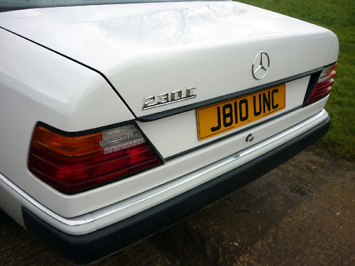 1991 mercedes e230 saloon rear