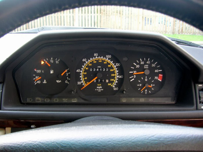1994 mercedes benz e320 dashboard