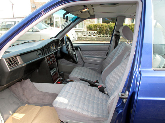 1993 Mercedes-Benz W201 190LE Front Interior