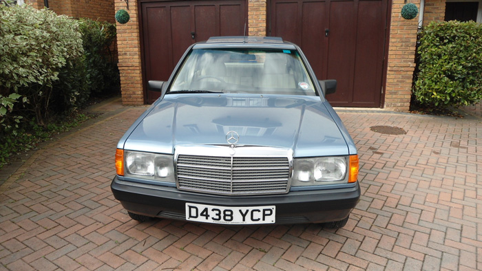 1987 Mercedes-Benz W201 190 Front
