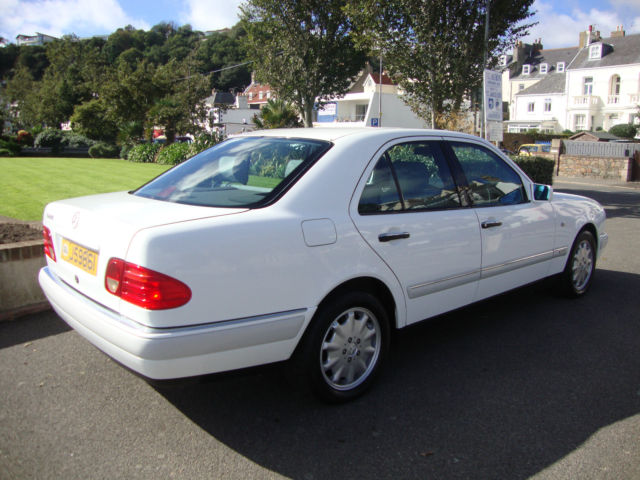 1996 Mercedes-Benz W210 E280 4