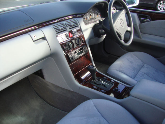 1996 Mercedes-Benz W210 E280 Front Interior 2