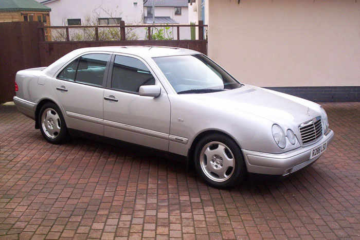 1997 mercedes e200 avantgarde a silver 1