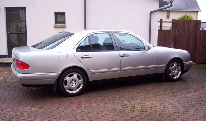 1997 mercedes e200 avantgarde a silver 3