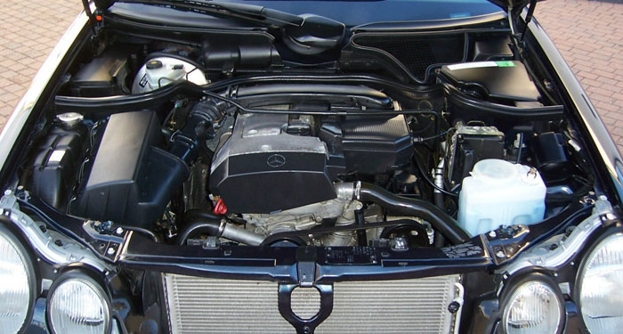 1996 Mercedes E230 Elegance Saloon Engine Bay