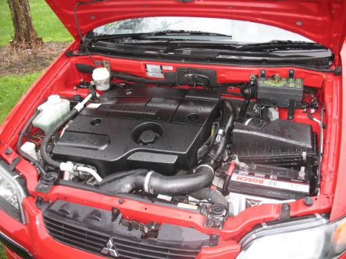 2003 mitsubishi space star di-d 1870cc diesel engine bay