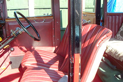 1930 morris cowley flatnose interior 1