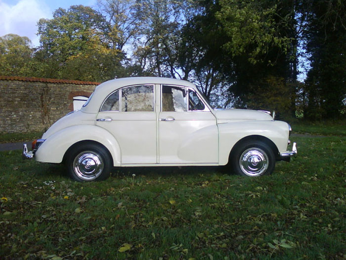 1967 morris minor 1000 white 7