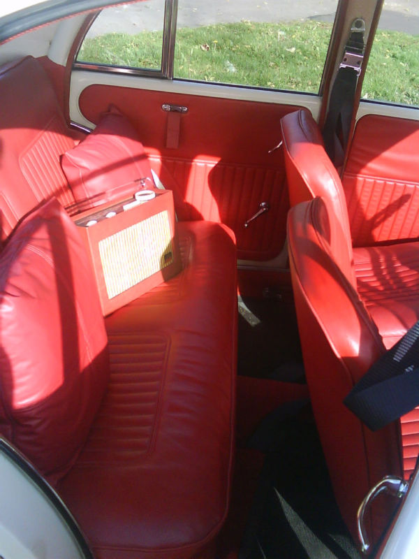 1967 morris minor 1000 white interior