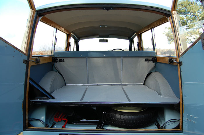 1968 Morris Minor Traveller Boot