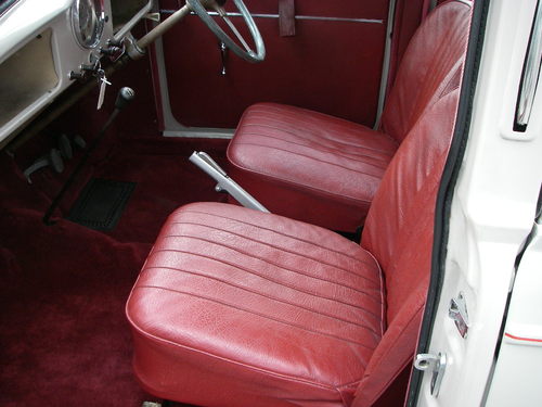 1956 Morris Minoir Series ll Interior