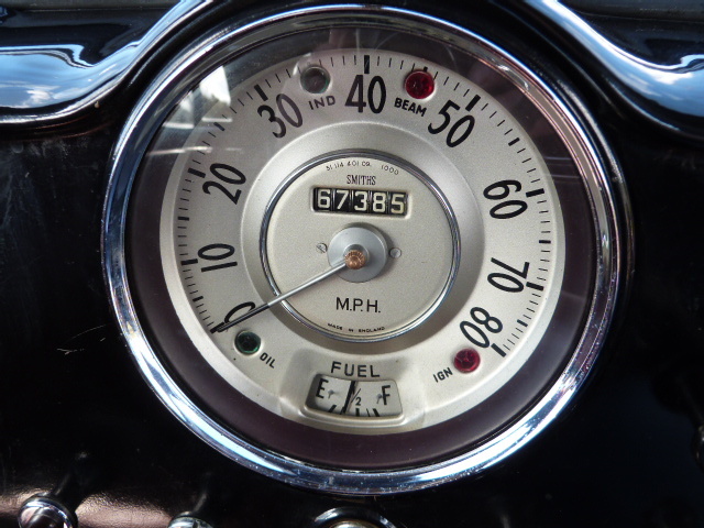 1955 Morris Minor Split Screen Smiths Speedometer